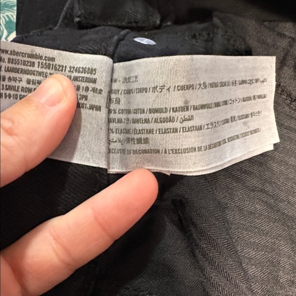 Abercrombie The ‘90s Straight Ultra High Rise Jeans SZ 30/10 Short EUC - Picture 4 of 5